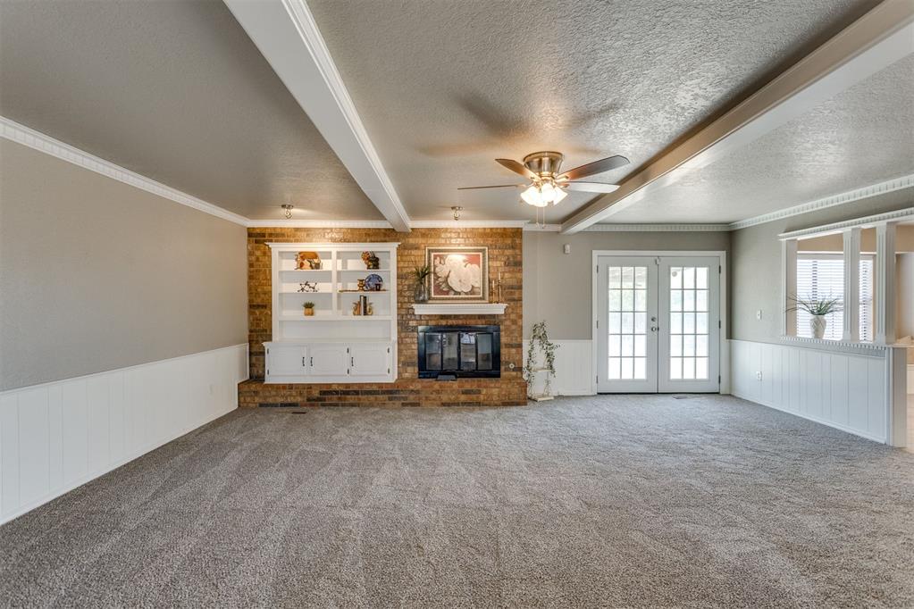 10120 Albert Lane Property Photo 5
