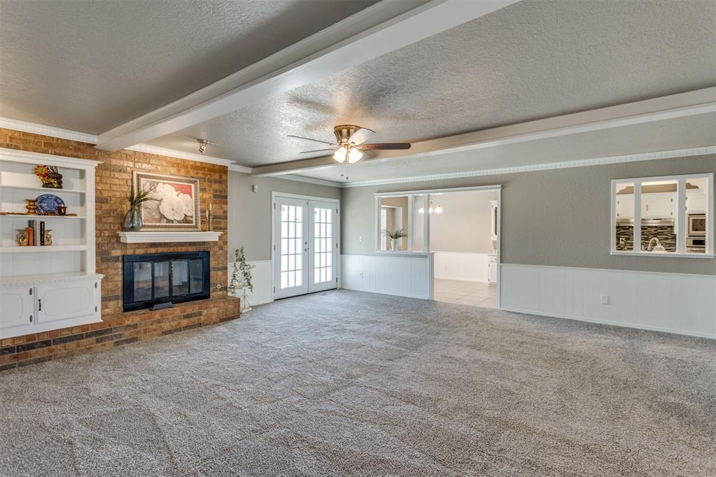 10120 Albert Lane Property Photo 6