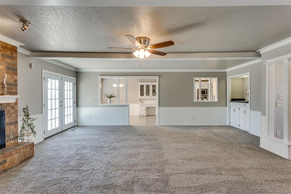 10120 Albert Lane Property Photo 7