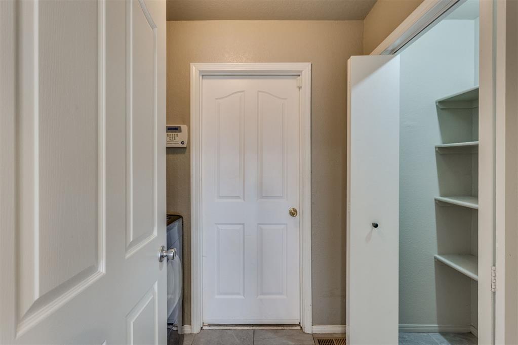 10120 Albert Lane Property Photo 22
