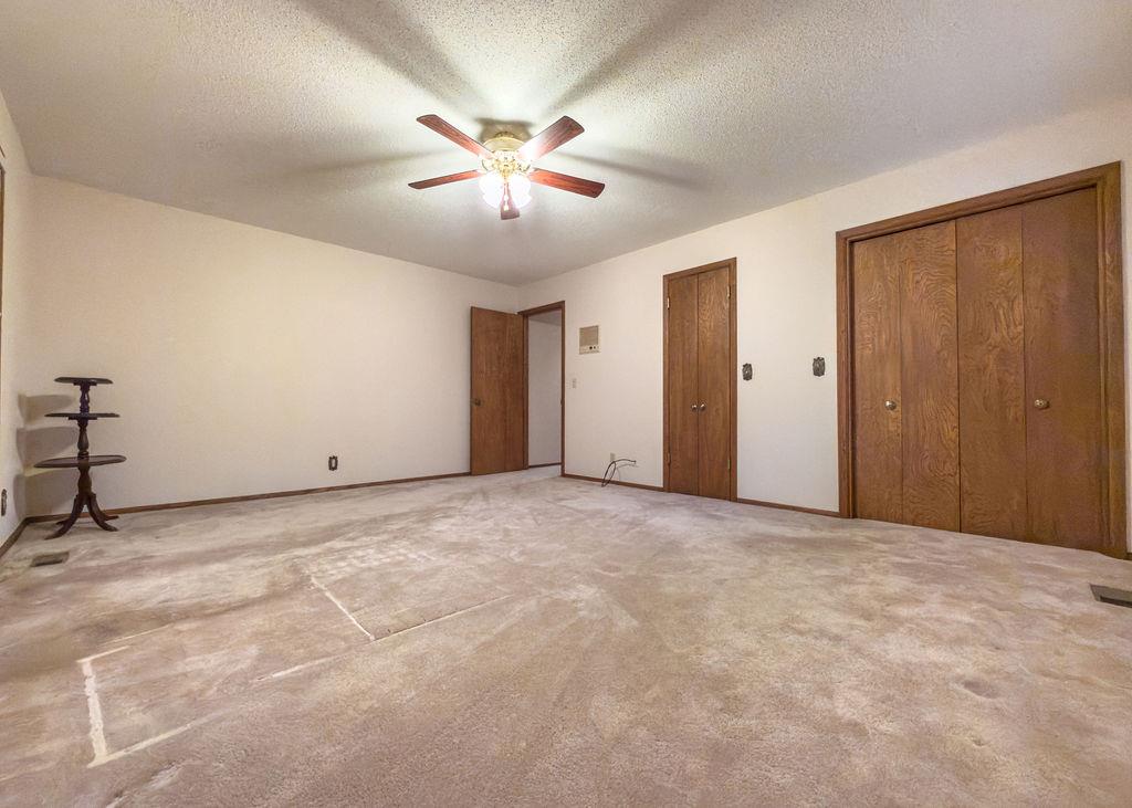 1109 Sherwood Road Property Photo 9