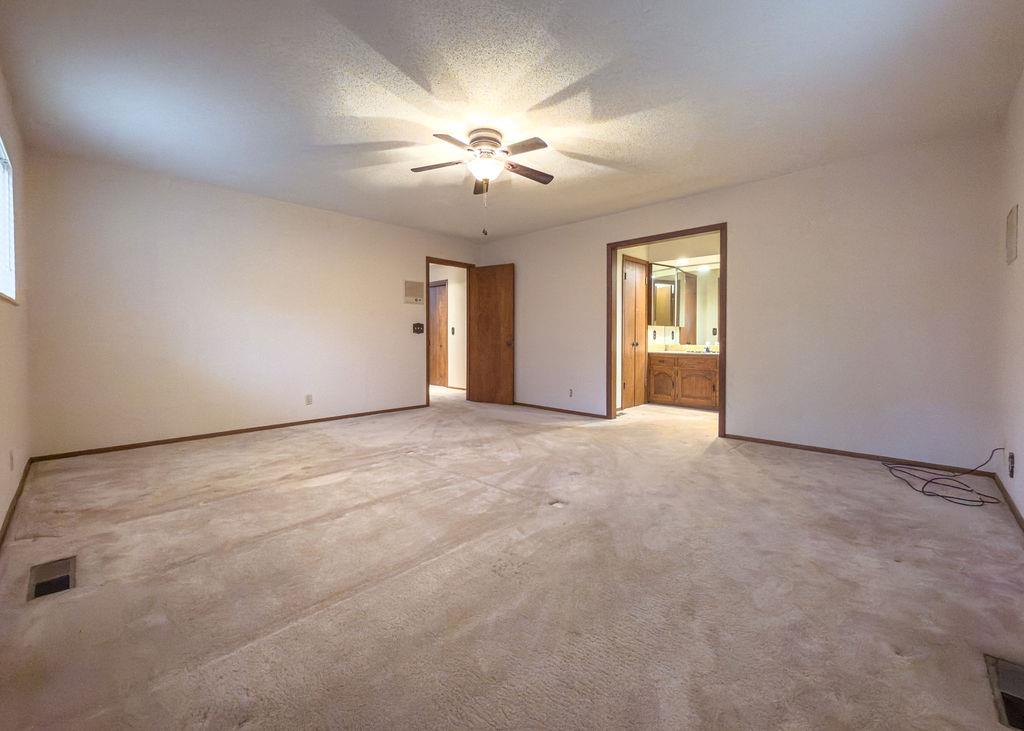 1109 Sherwood Road Property Photo 14