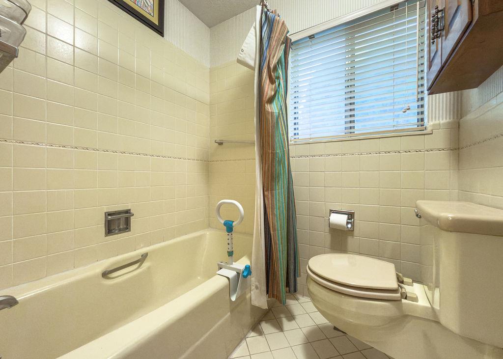1109 Sherwood Road Property Photo 16