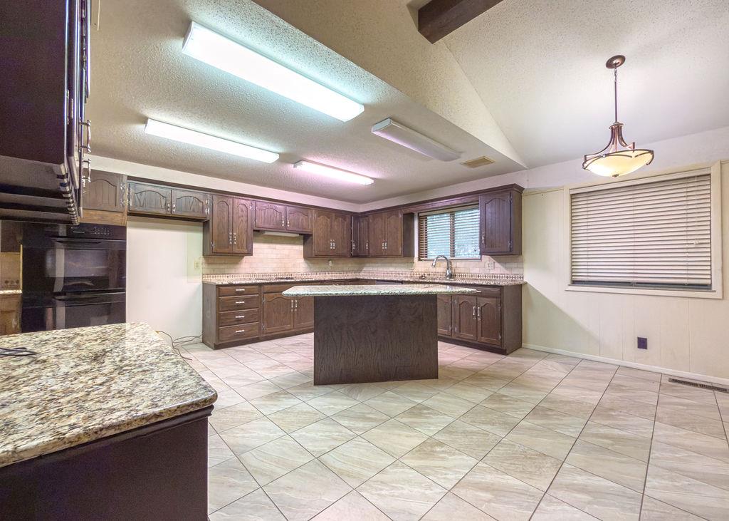 1109 Sherwood Road Property Photo 24
