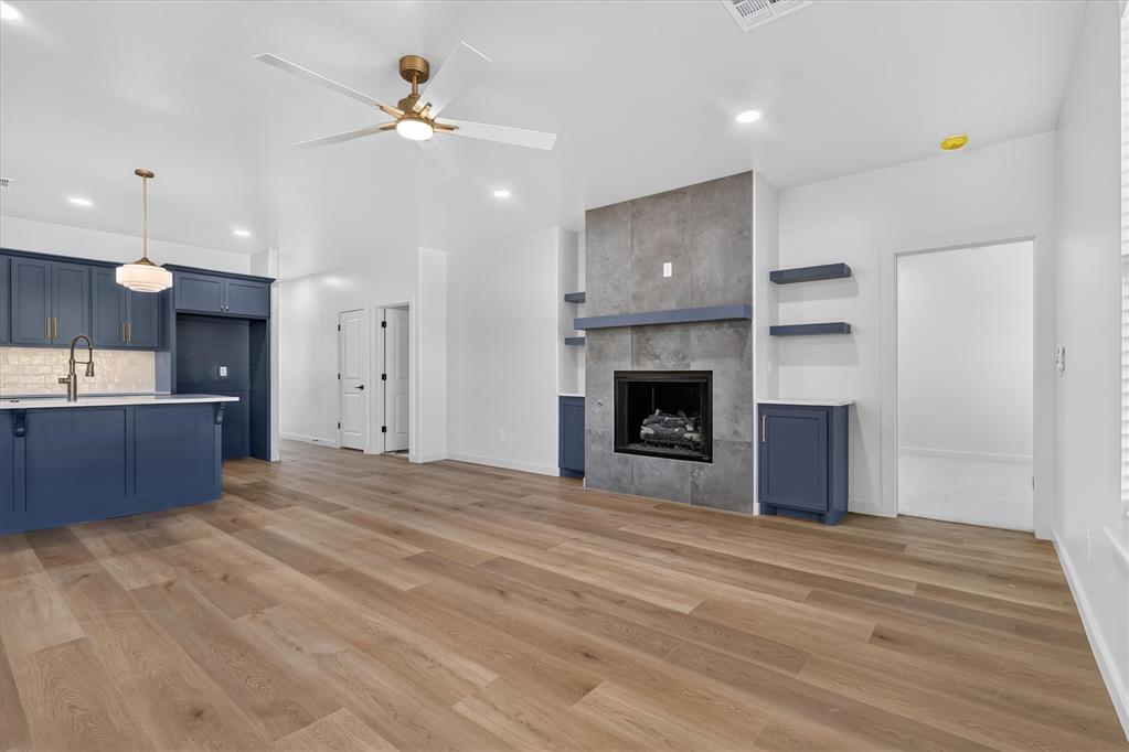 1813 Long Cove Avenue Property Photo 15