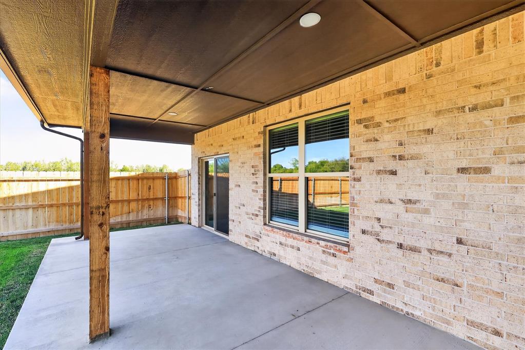 1813 Long Cove Avenue Property Photo 34