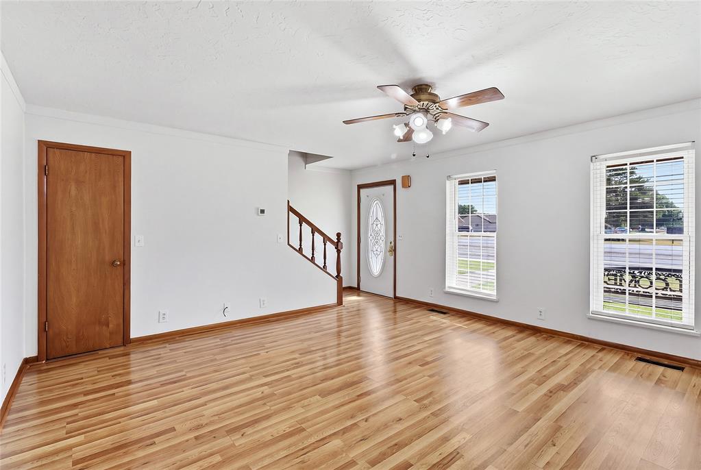 705 N Broadway Avenue 705 Property Photo 6