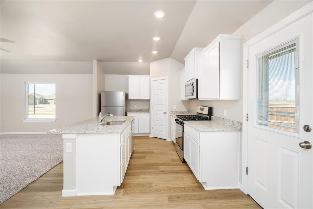 5441 Bayler Drive Property Photo 3