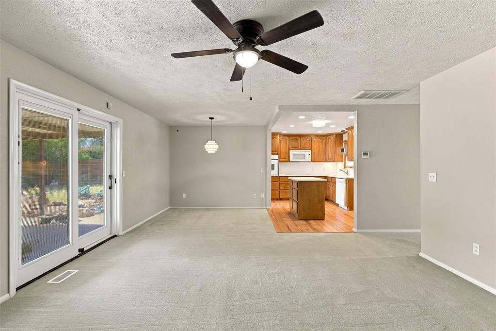 7704 Nw 25th Street Property Photo 13