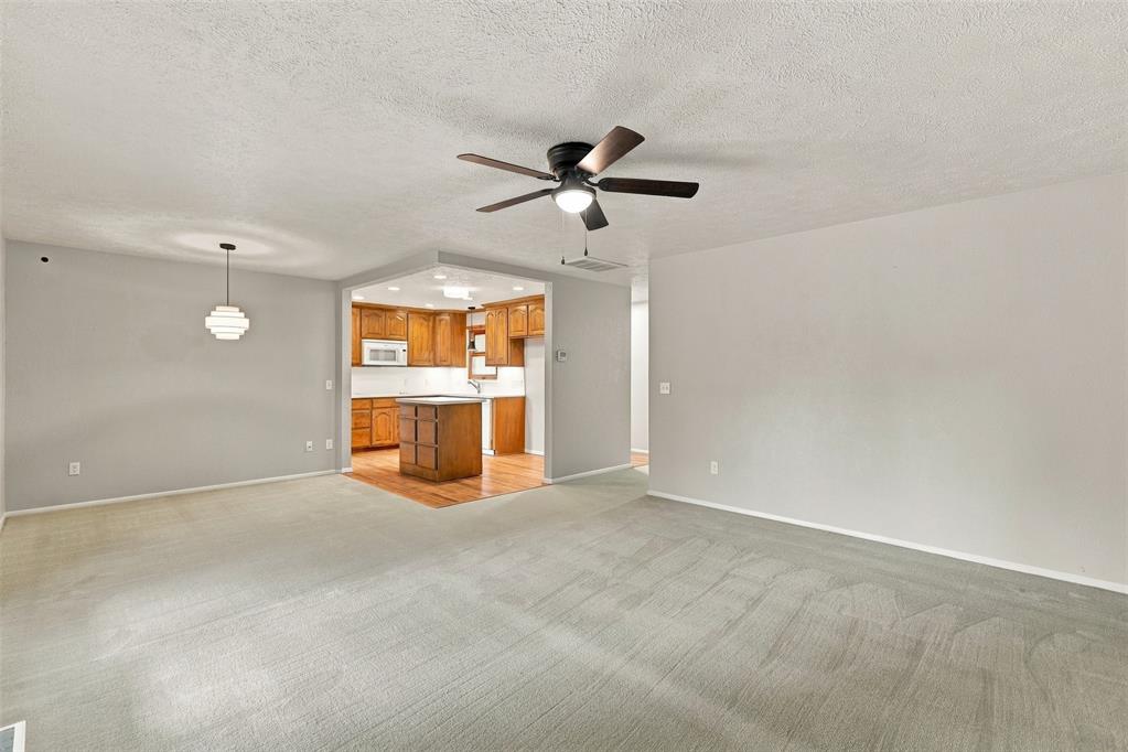 7704 Nw 25th Street Property Photo 14