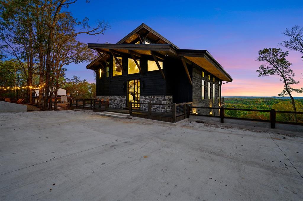 462 Moonshiner Springs Trail Property Photo 44