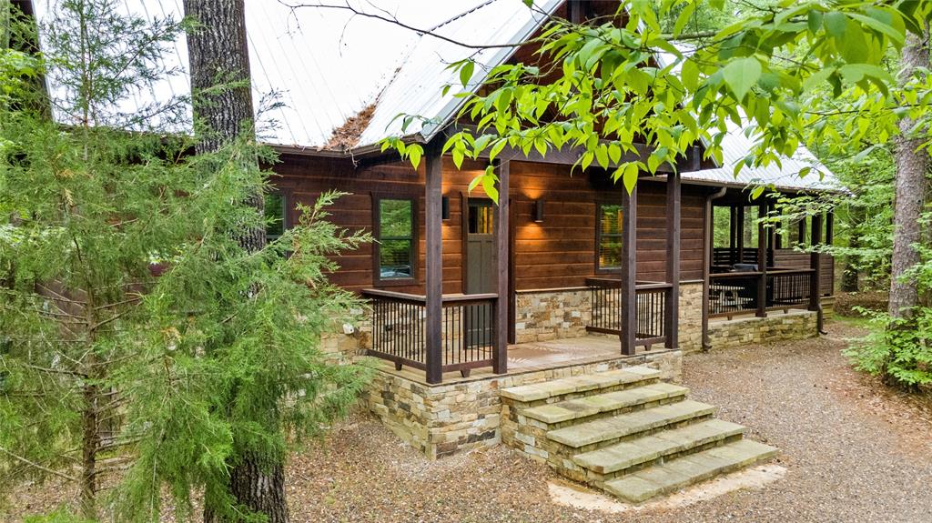 111 Fork Creek Trail Property Photo 8
