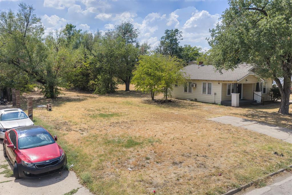 628 Sw 35th Street Property Photo 3