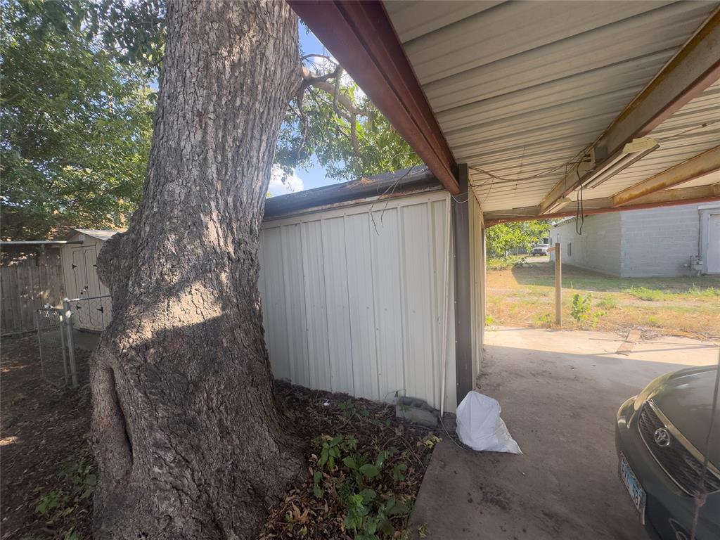 413 Main Street Property Photo 6