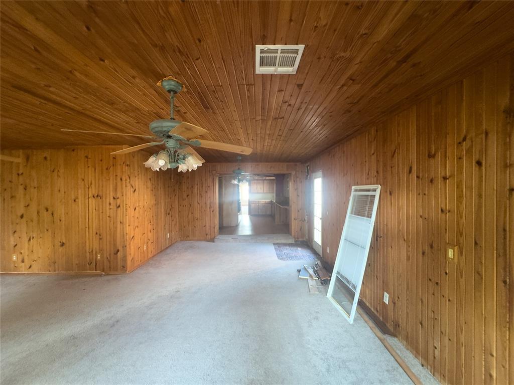 413 Main Street Property Photo 18
