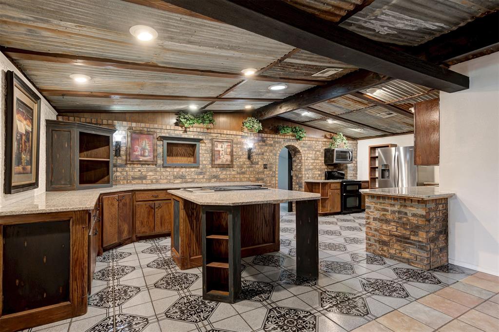 108 Wild Rose Road Property Photo 12