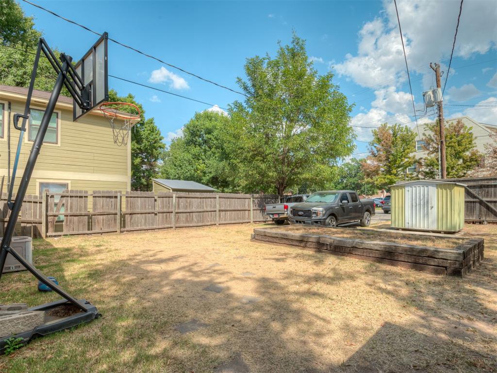 921 S Lahoma Avenue Property Photo 18