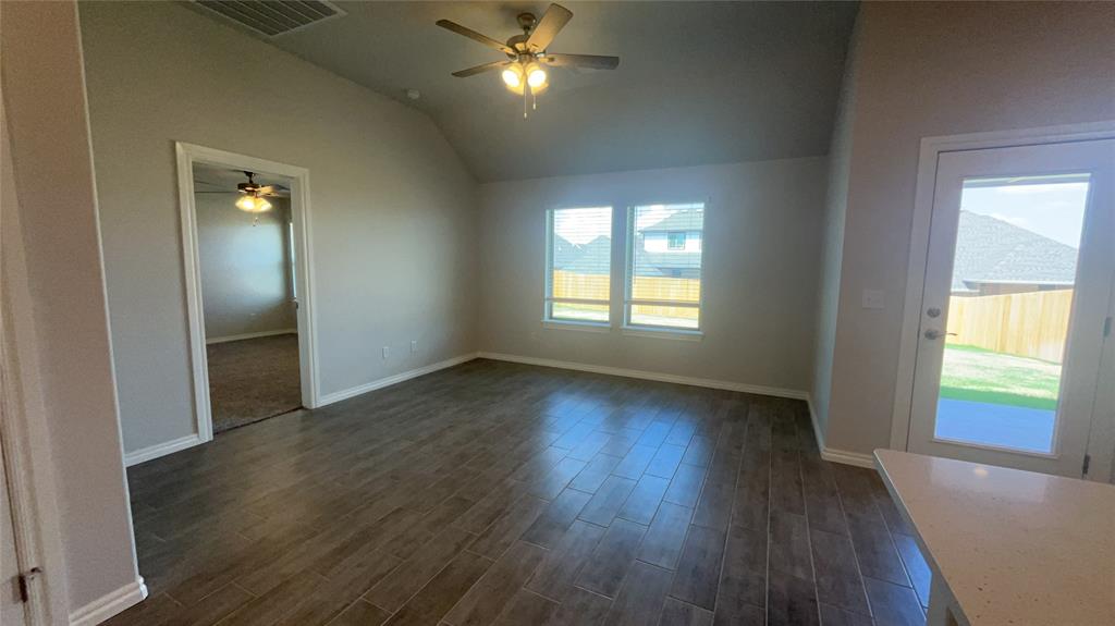 2229 Nw 170th Street Property Photo 2