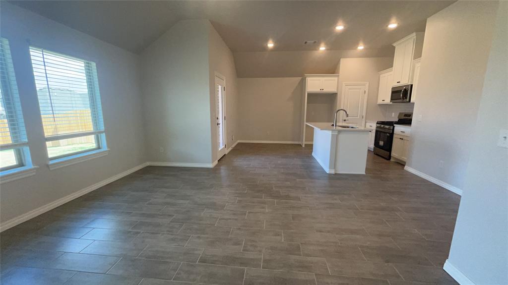 2229 Nw 170th Street Property Photo 3