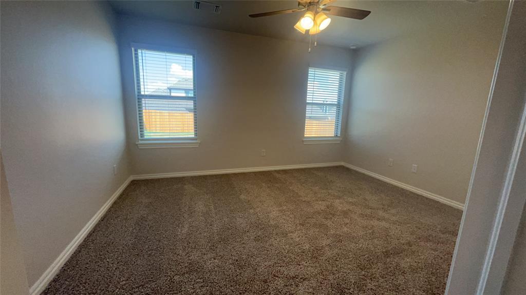 2229 Nw 170th Street Property Photo 8