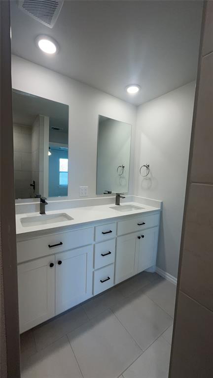 2229 Nw 170th Street Property Photo 9