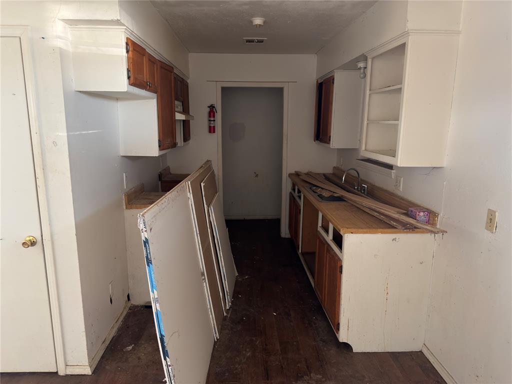 400 Se 3rd Street Property Photo 6