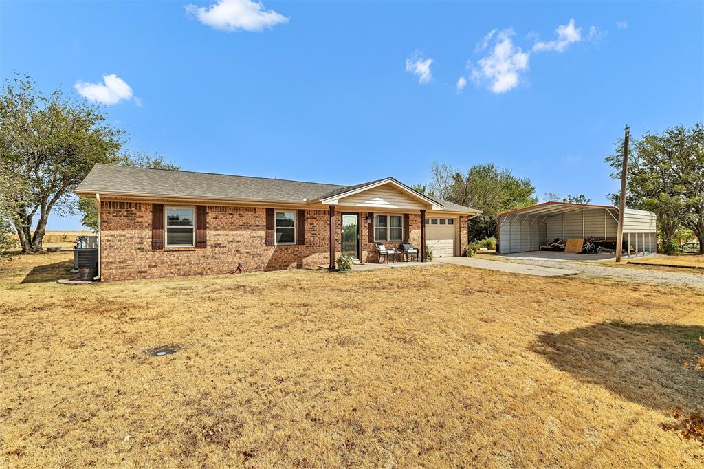 1410 County Road 1270 Property Photo 2