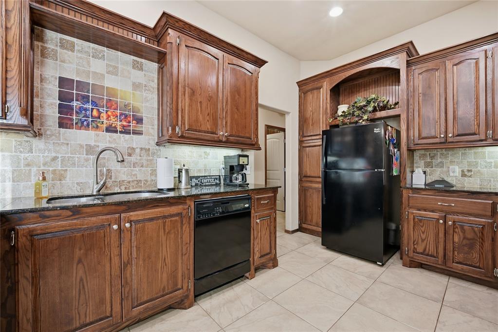 4220 Kensington Drive Property Photo 7
