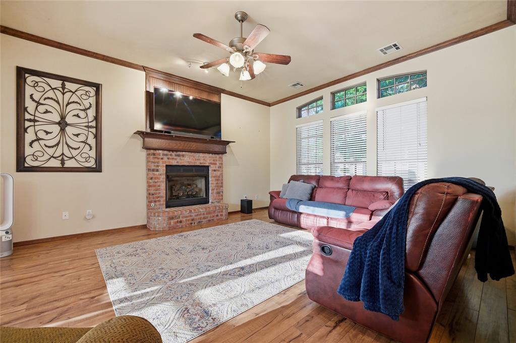 4220 Kensington Drive Property Photo 10