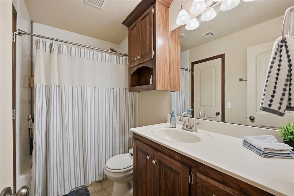 4220 Kensington Drive Property Photo 14