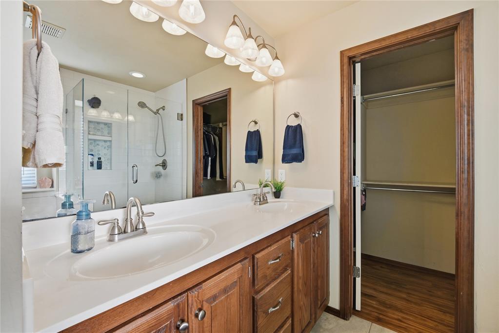 4220 Kensington Drive Property Photo 18