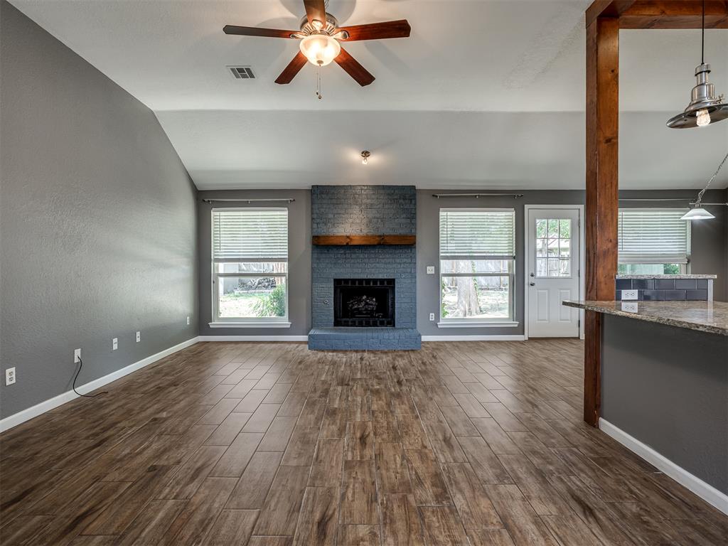 1604 Oriole Drive Property Photo 5