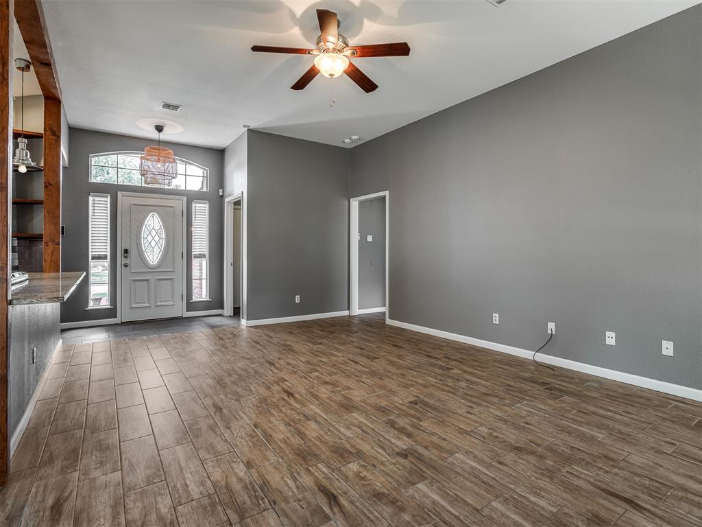 1604 Oriole Drive Property Photo 7