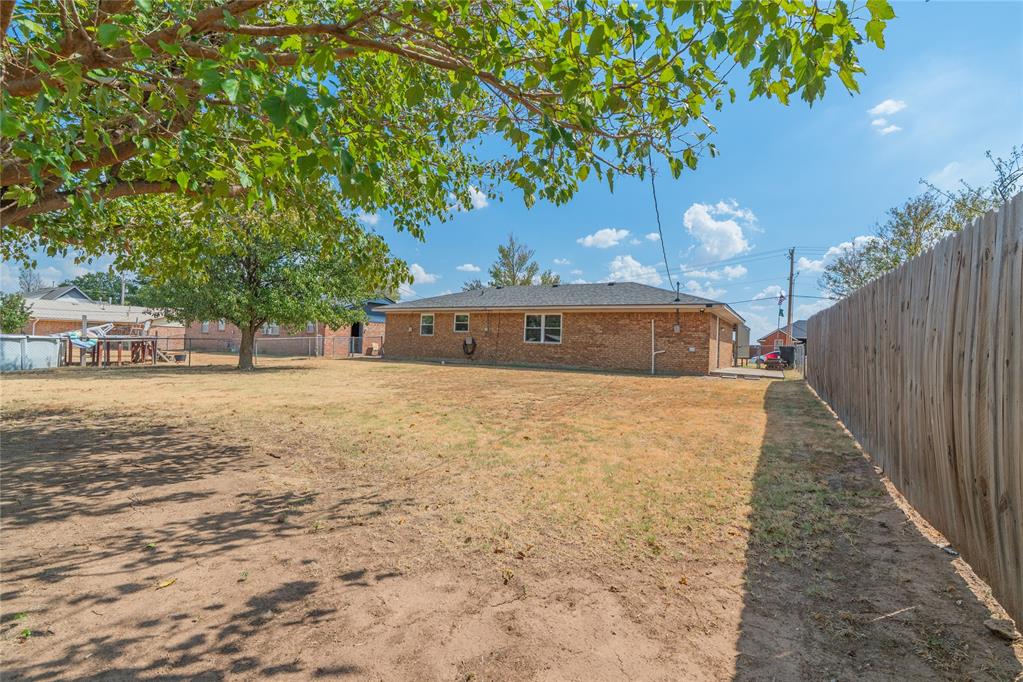 1209 1st Street Property Photo 22
