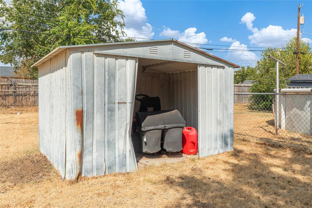 1209 1st Street Property Photo 23
