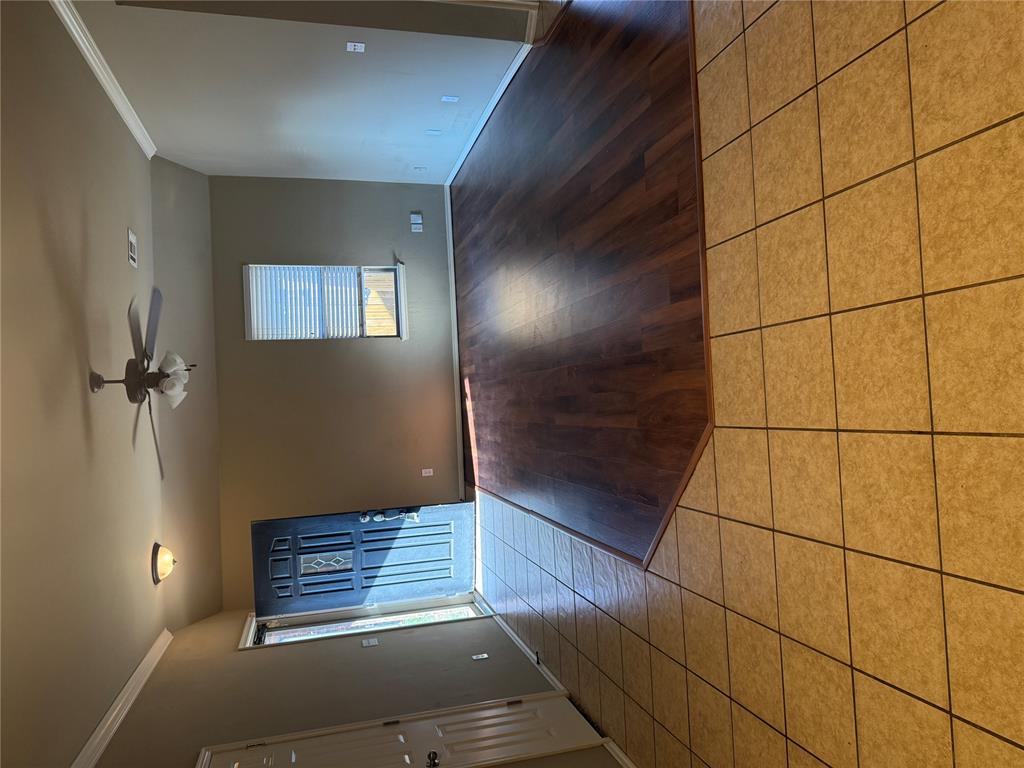 3804 Matthew Drive Property Photo 7