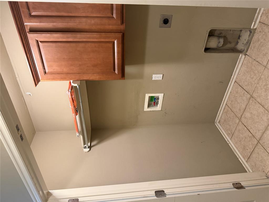 3804 Matthew Drive Property Photo 15