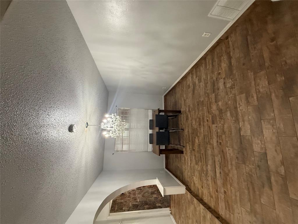 1828 N Purdue Avenue Property Photo 16