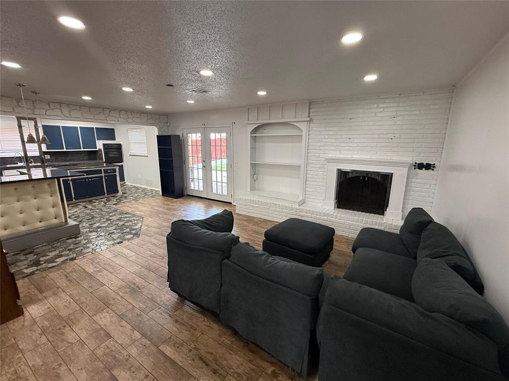 1828 N Purdue Avenue Property Photo 30