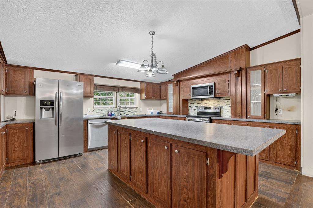 102211 S Highway 102 Property Photo 7