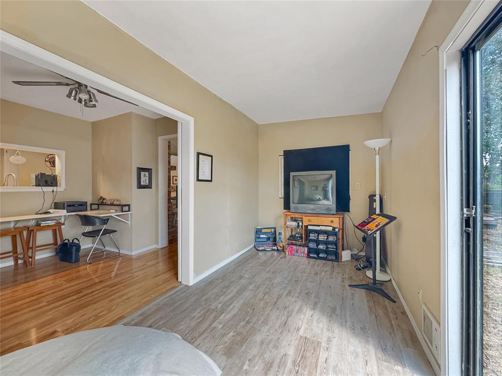 2302 Lindenwood Lane Property Photo 32