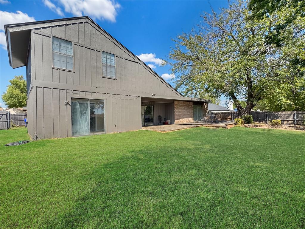 2302 Lindenwood Lane Property Photo 39