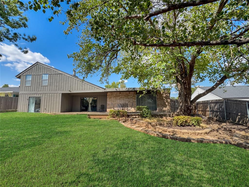 2302 Lindenwood Lane Property Photo 42