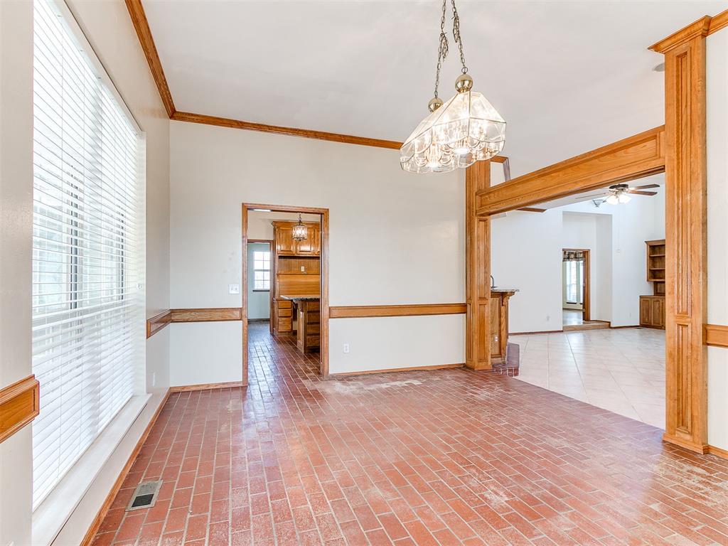 2517 Mission Road Property Photo 10