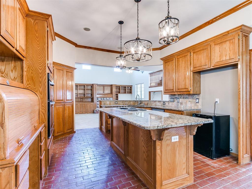 2517 Mission Road Property Photo 21