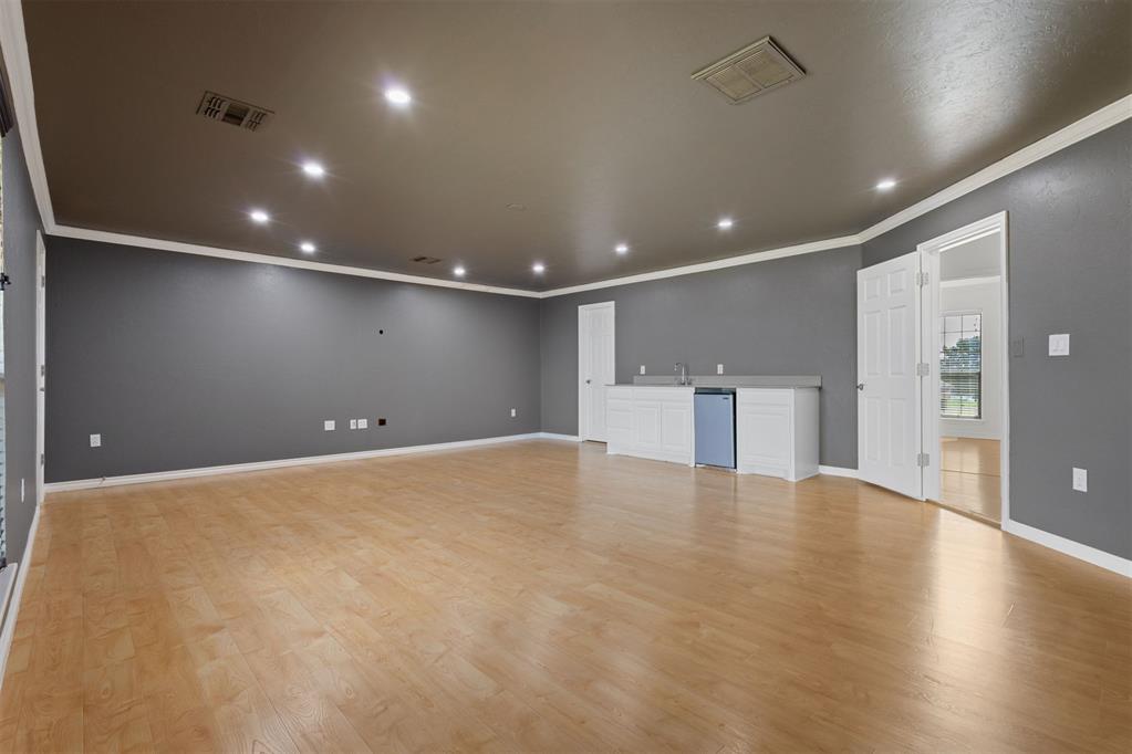 4613 Southcreek Road Property Photo 47