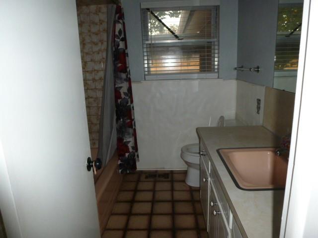 2421 Sandra Drive Property Photo 7
