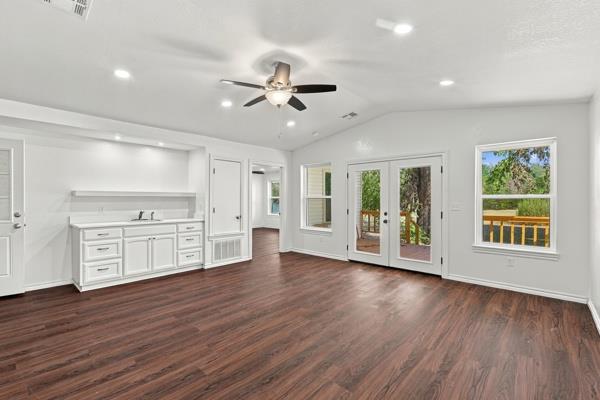 1250077 Property Photo 16