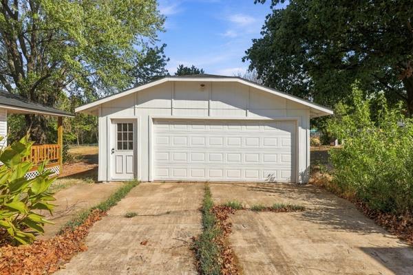 1250077 Property Photo 33