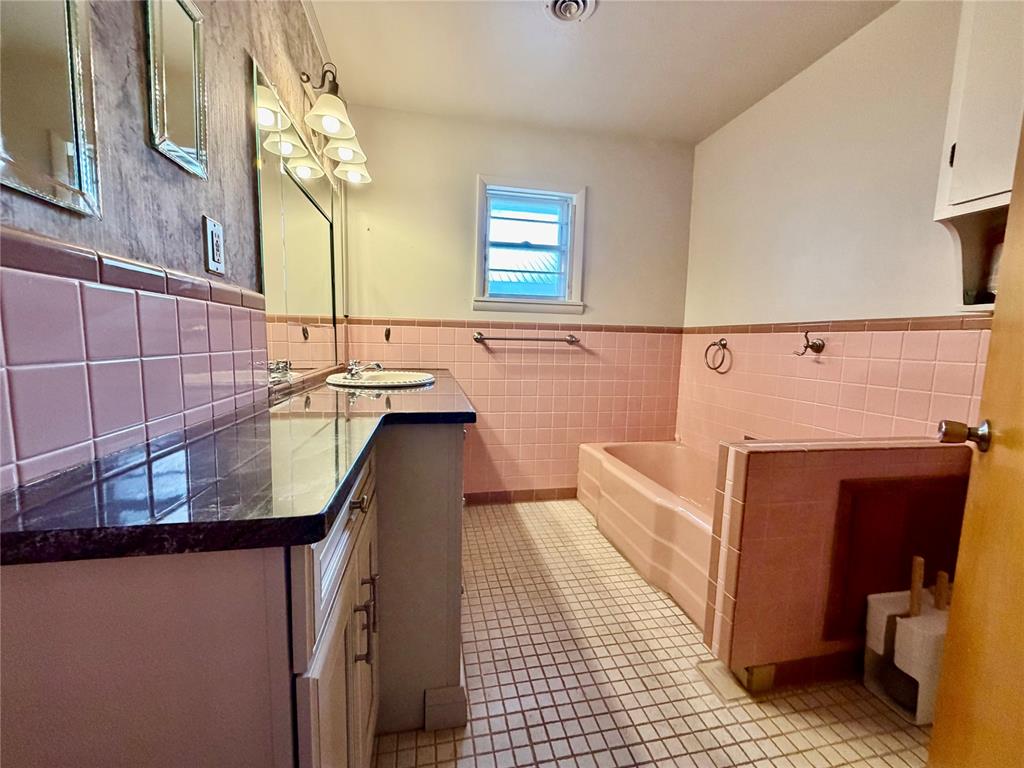 216 S 7th Street Property Photo 17